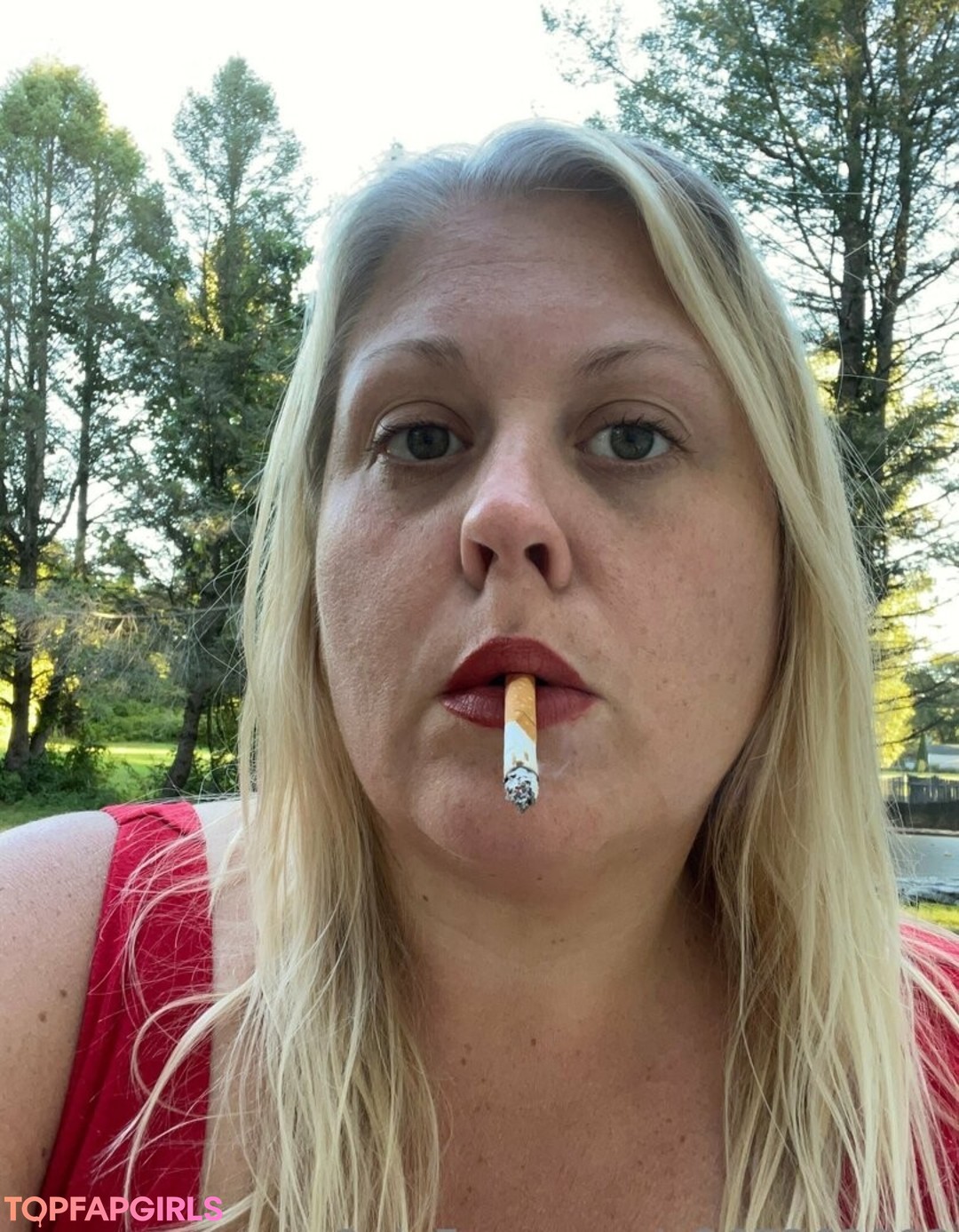 Foto desnuda filtrada de OnlyFans de Smokybrookeb #13 Foto desnuda filtrada de OnlyFans de Smokybrookeb #13