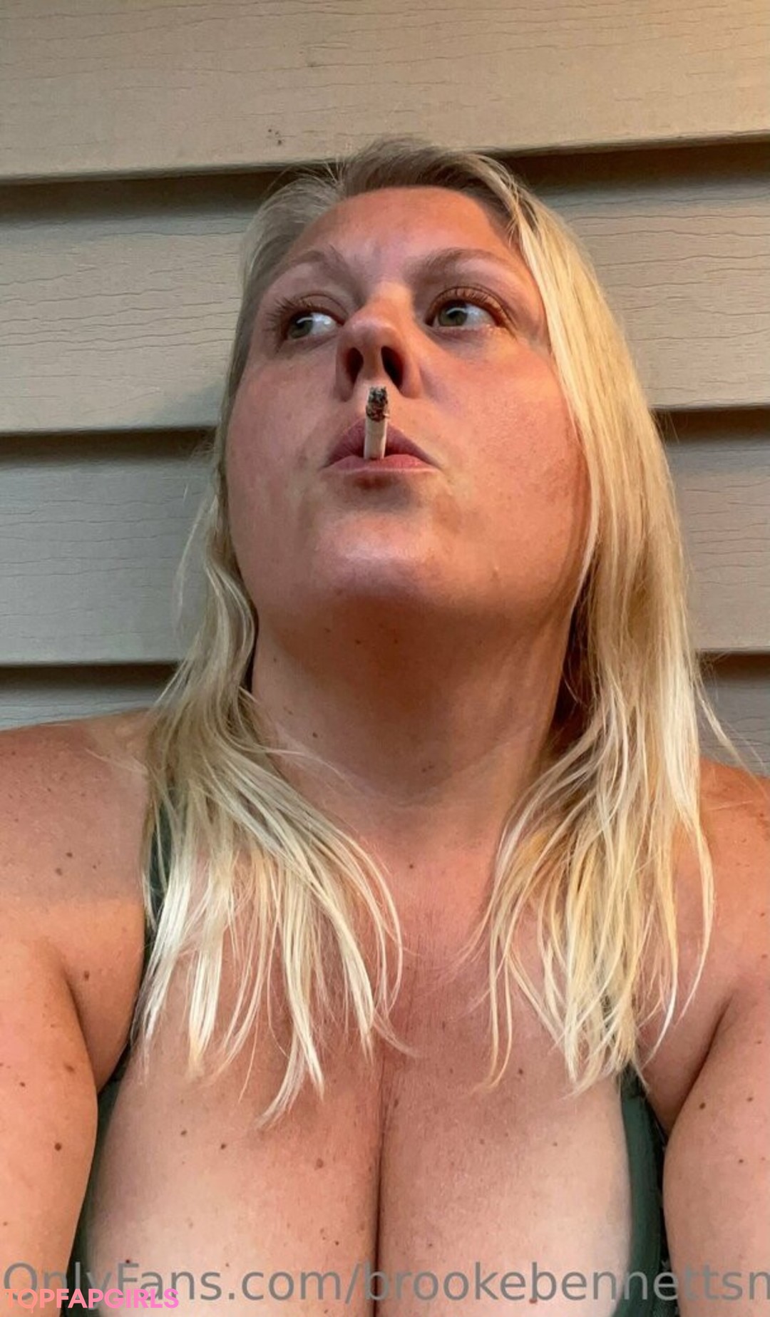 Foto desnuda filtrada de OnlyFans de Smokybrookeb #50 Foto desnuda filtrada de OnlyFans de Smokybrookeb #50