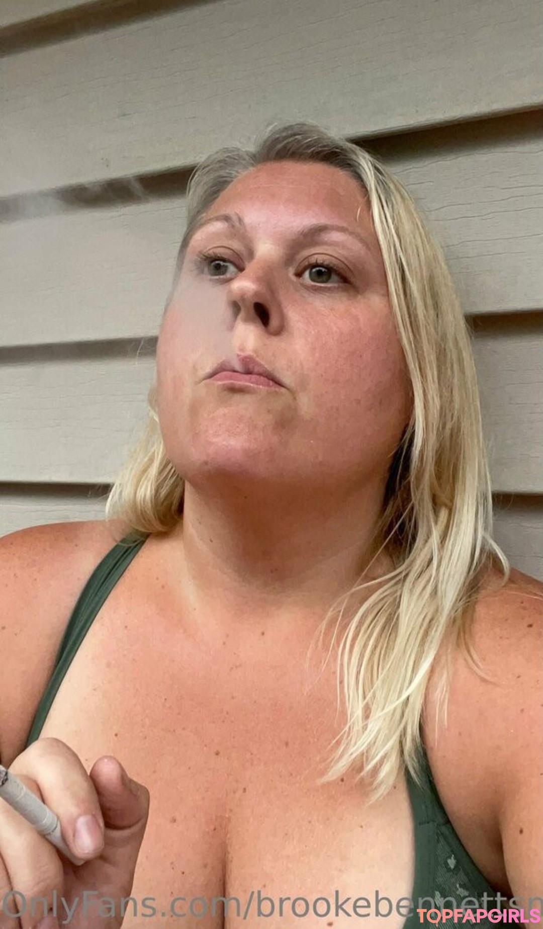 Foto desnuda filtrada de OnlyFans de Smokybrookeb #56 Foto desnuda filtrada de OnlyFans de Smokybrookeb #56