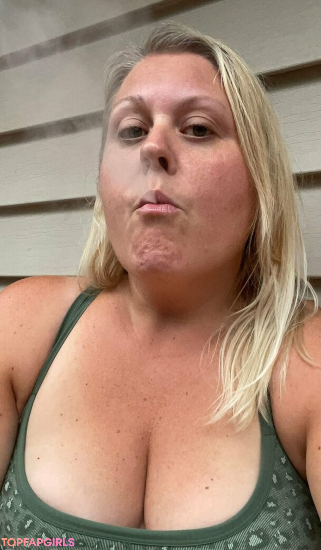 Foto desnuda filtrada de OnlyFans de Smokybrookeb #57 Foto desnuda filtrada de OnlyFans de Smokybrookeb #57