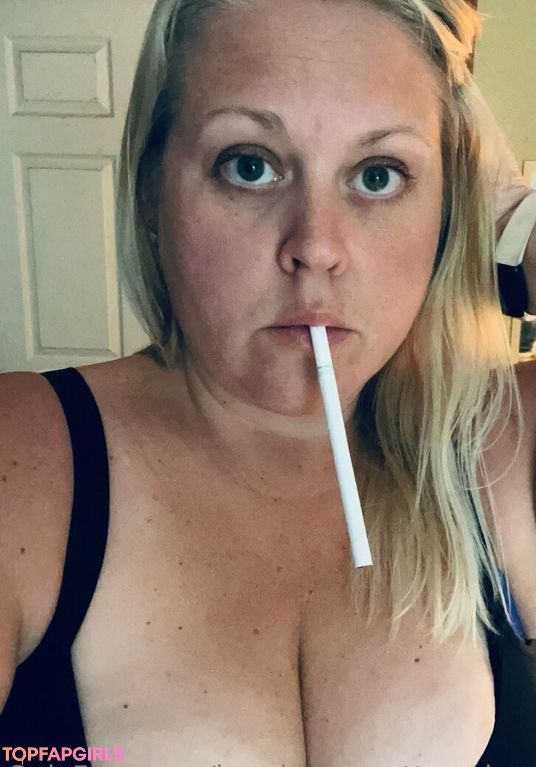 Foto desnuda filtrada de OnlyFans de Smokybrookeb #88 Foto desnuda filtrada de OnlyFans de Smokybrookeb #88