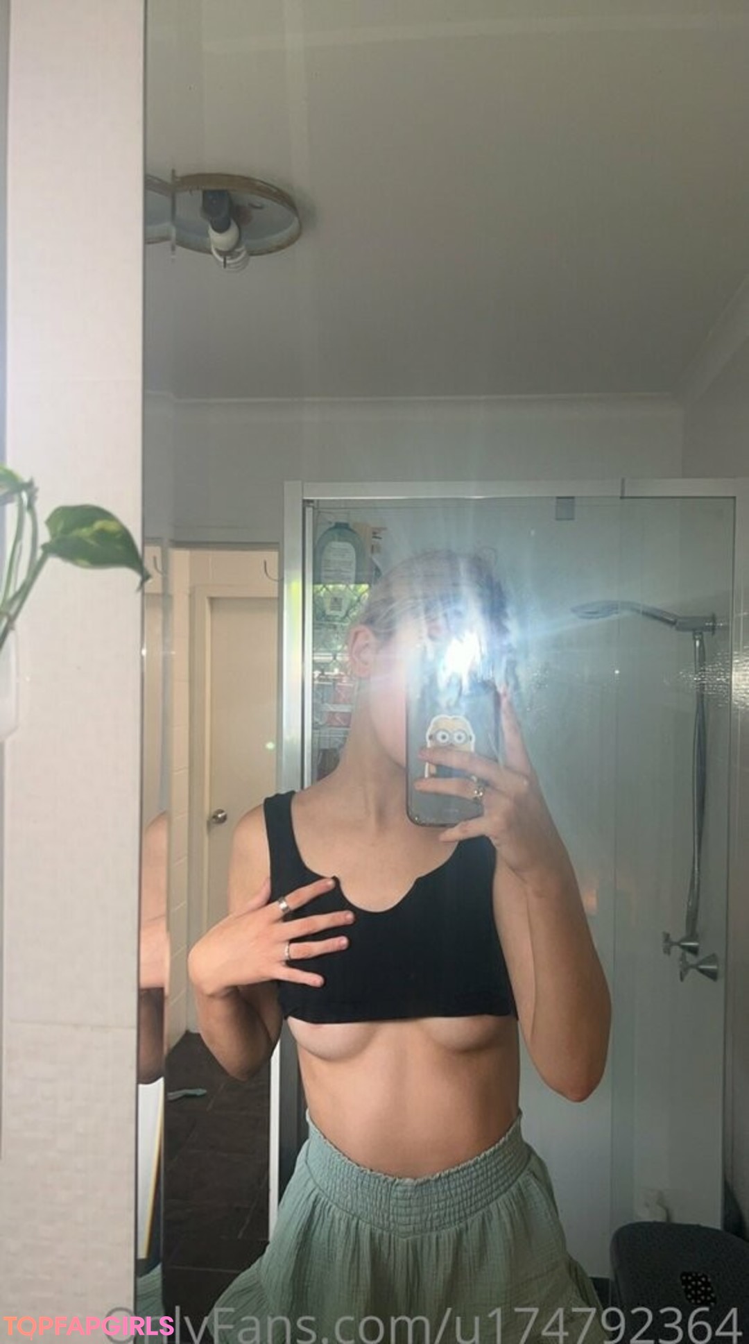 Foto desnuda filtrada de OnlyFans de Shaniasand #17 Foto desnuda filtrada de OnlyFans de Shaniasand #17