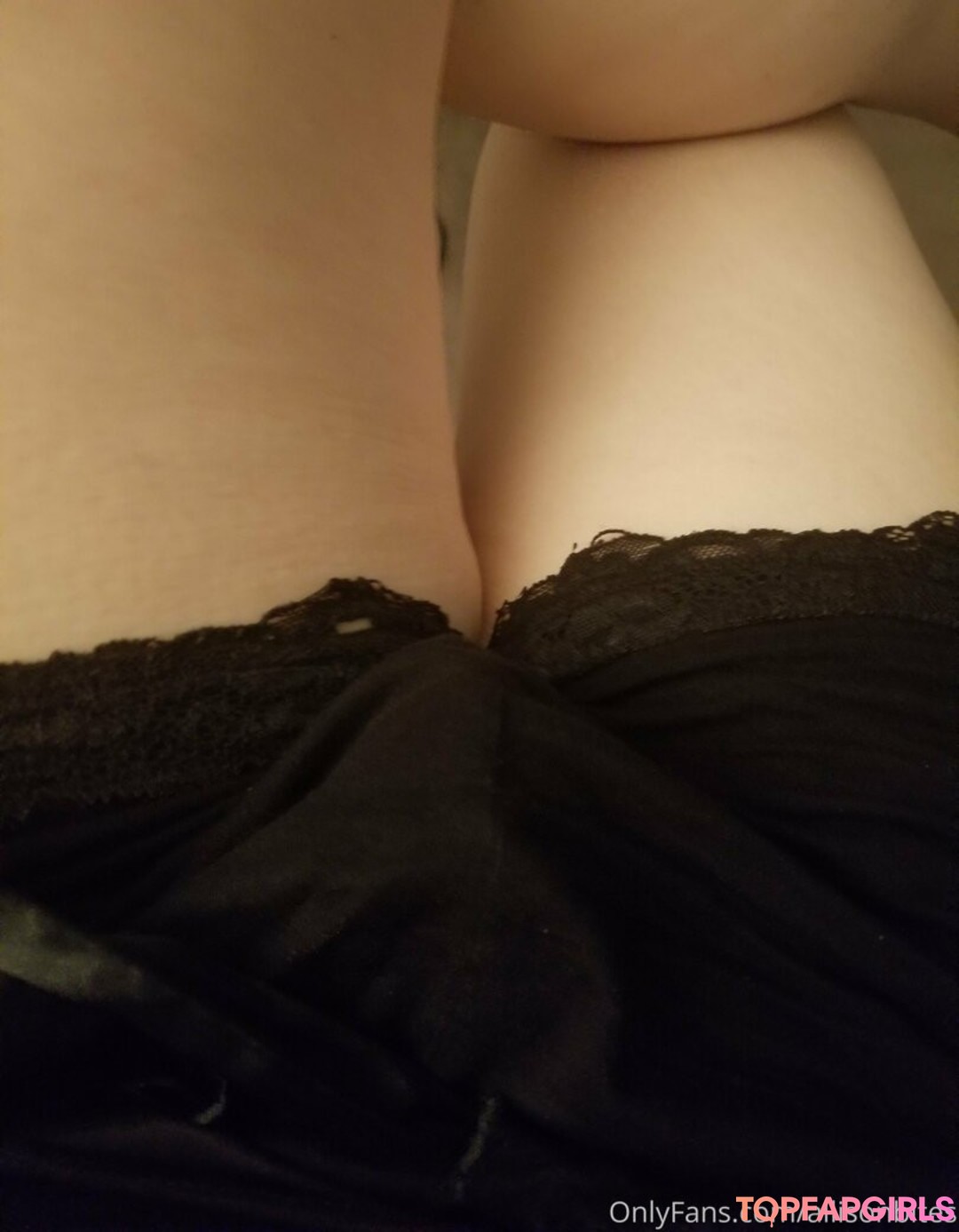 Foto desnuda filtrada de OnlyFans de Allisonbites #85 Foto desnuda filtrada de OnlyFans de Allisonbites #85