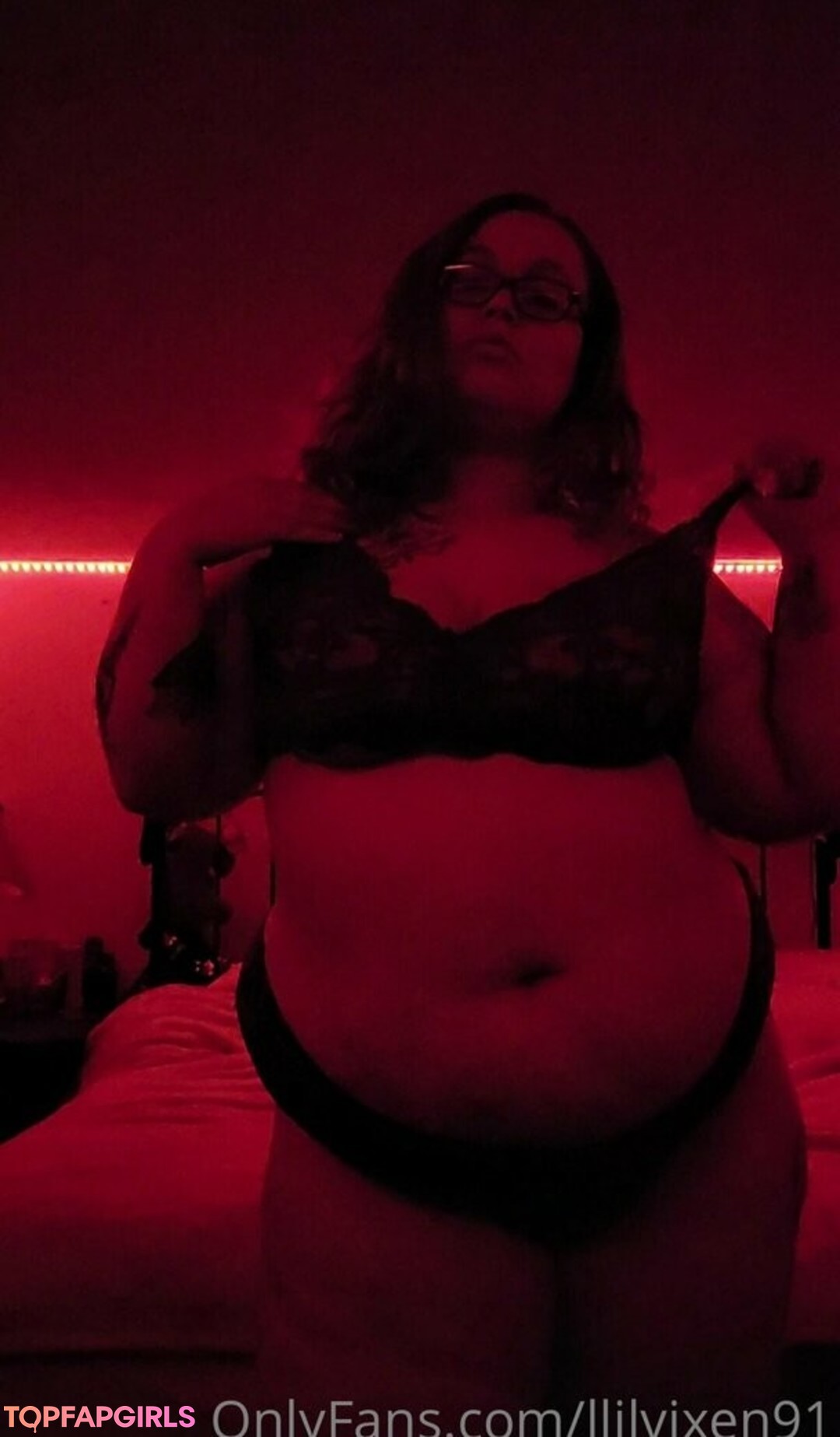 Foto desnuda filtrada de OnlyFans de Foxxxymomma91 #71 Foto desnuda filtrada de OnlyFans de Foxxxymomma91 #71