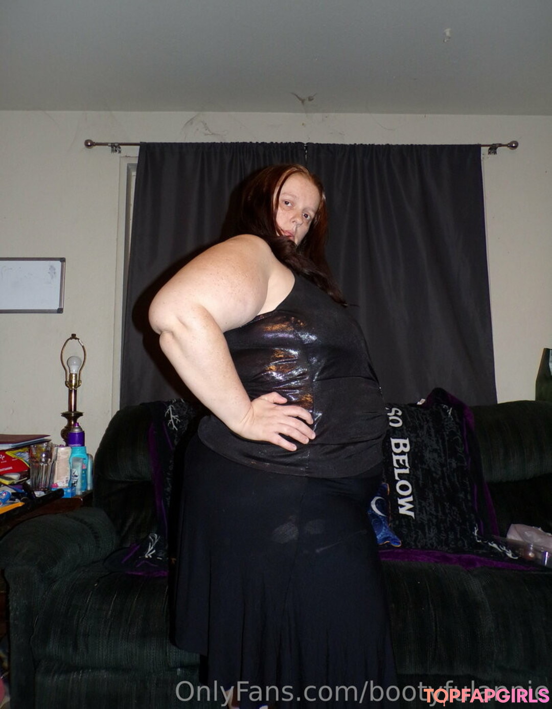 Foto desnuda filtrada de OnlyFans de Bootyfulannie #54 Foto desnuda filtrada de OnlyFans de Bootyfulannie #54