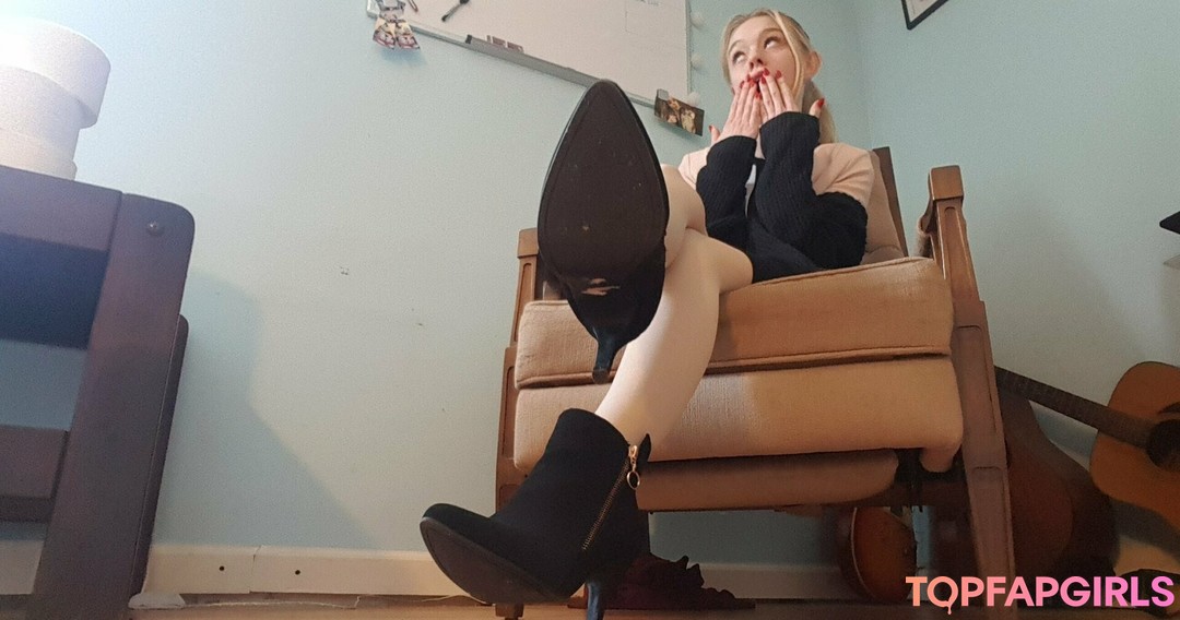 Foto desnuda filtrada de OnlyFans de Sativaskies #36 Foto desnuda filtrada de OnlyFans de Sativaskies #36