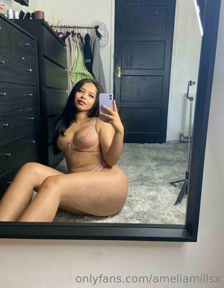 Foto desnuda filtrada de OnlyFans de Ameliamillsx