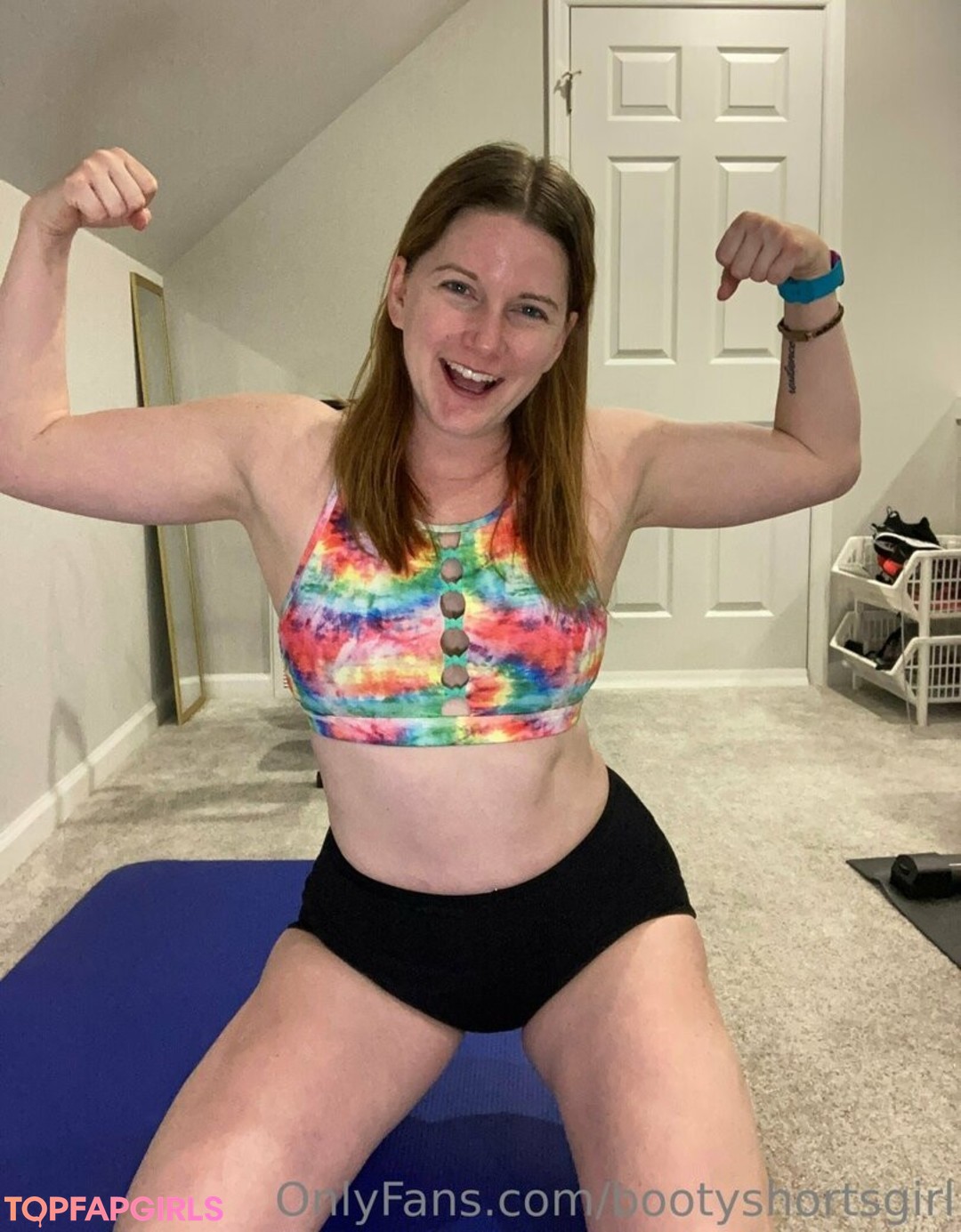 Foto desnuda filtrada de OnlyFans de Bootyshortsgirl #172 Foto desnuda filtrada de OnlyFans de Bootyshortsgirl #172