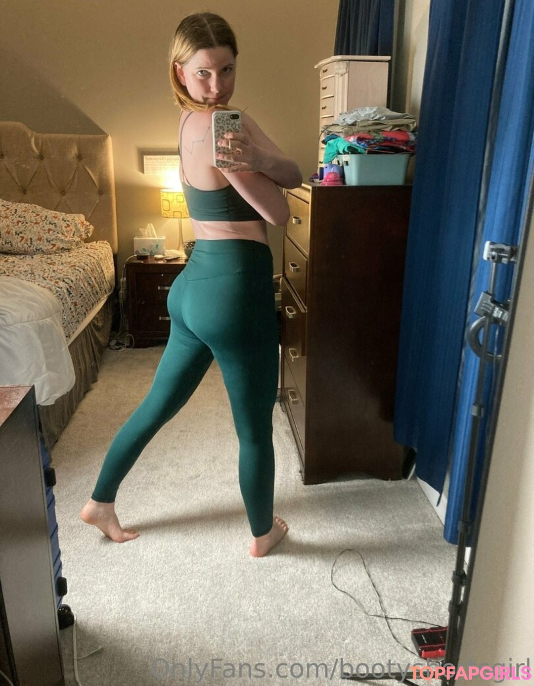 Foto desnuda filtrada de OnlyFans de Bootyshortsgirl #207 Foto desnuda filtrada de OnlyFans de Bootyshortsgirl #207