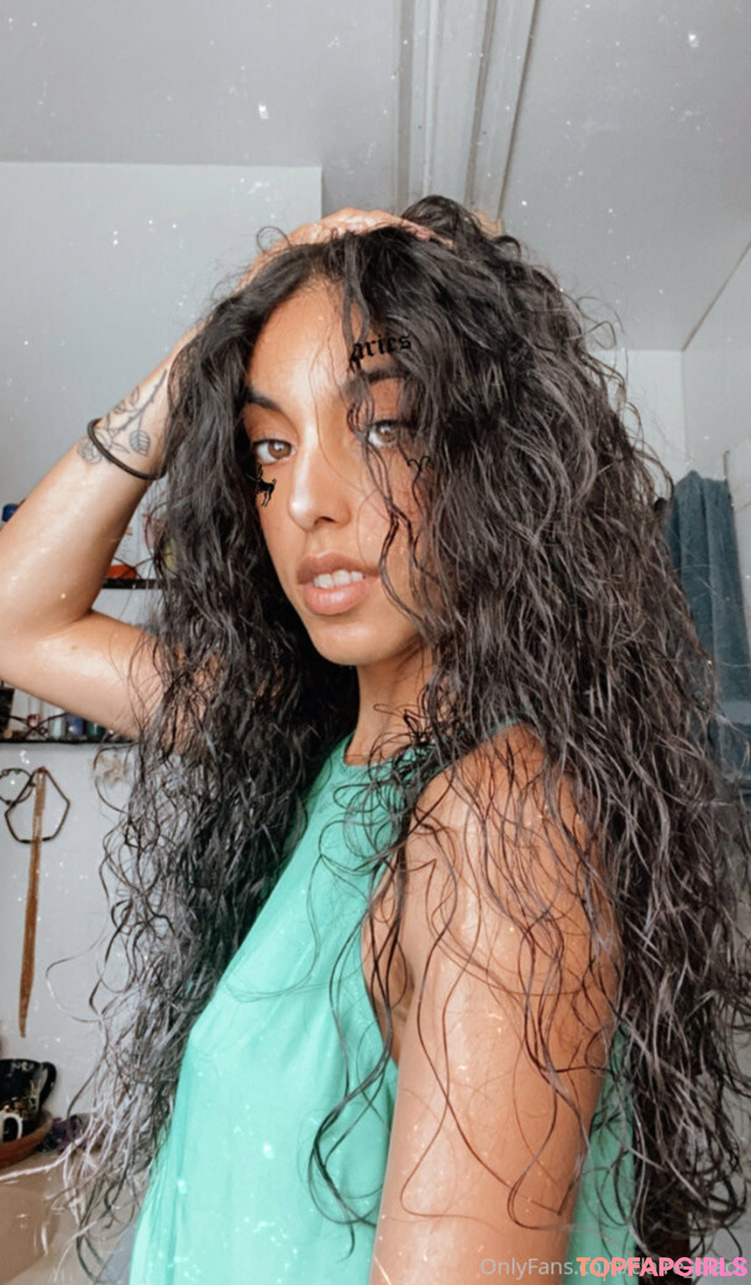 Foto desnuda filtrada de OnlyFans de Claireblack #25 Foto desnuda filtrada de OnlyFans de Claireblack #25