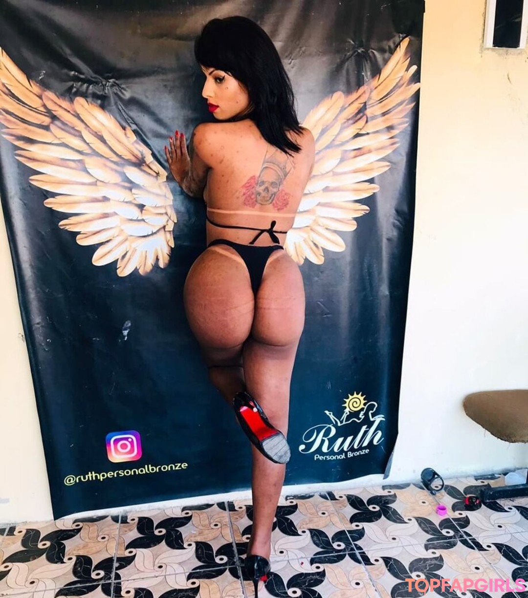 Foto desnuda filtrada de OnlyFans de Carine Kishi #90 Foto desnuda filtrada de OnlyFans de Carine Kishi #90