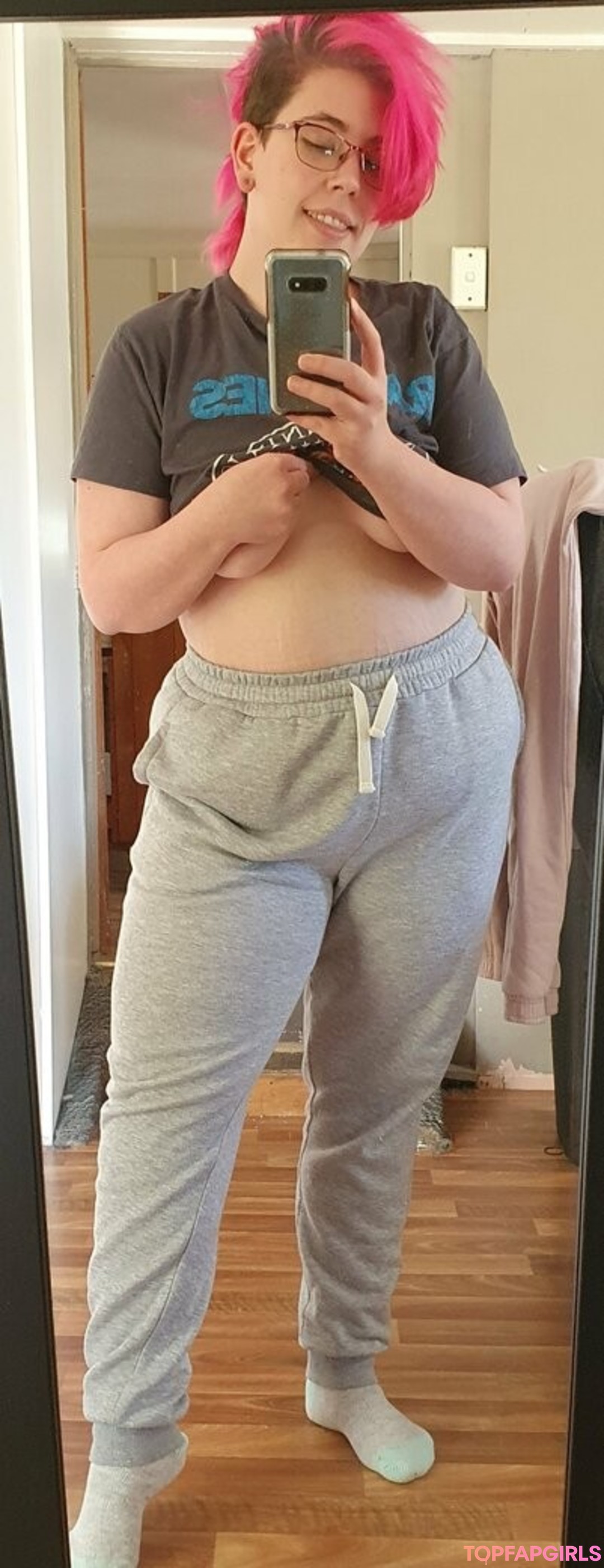 Foto desnuda filtrada de OnlyFans de Thebreehan #66 Foto desnuda filtrada de OnlyFans de Thebreehan #66