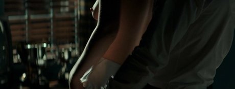 Dakota Johnson
