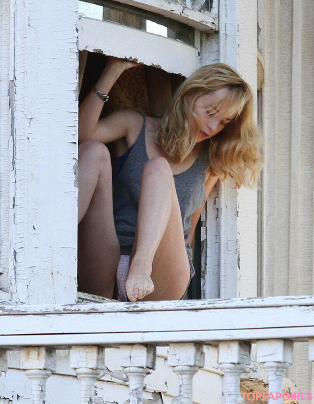 Foto desnuda filtrada de OnlyFans de Dakota Johnson #266 Foto desnuda filtrada de OnlyFans de Dakota Johnson #266