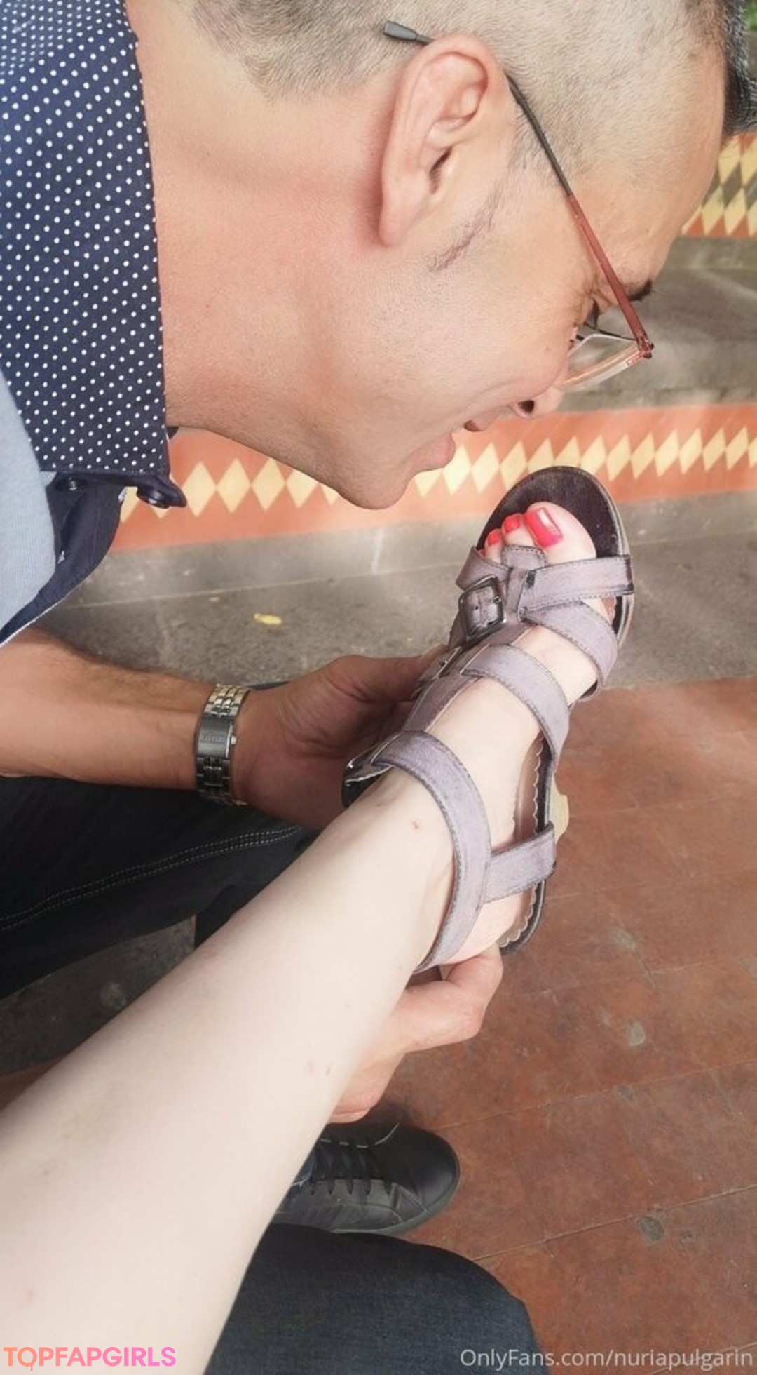 Foto desnuda filtrada de OnlyFans de Feetvampire #25 Foto desnuda filtrada de OnlyFans de Feetvampire #25