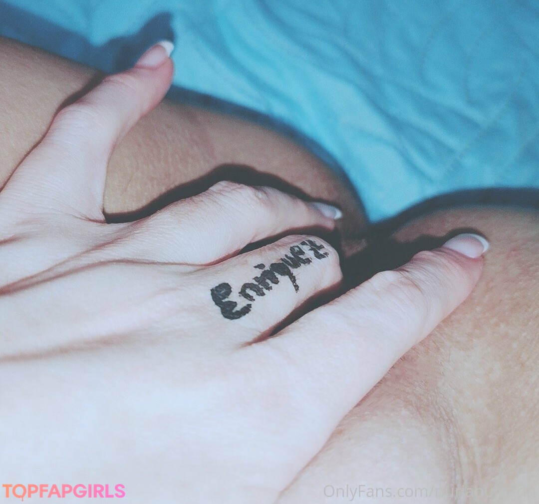 Foto desnuda filtrada de OnlyFans de Feetvampire #514 Foto desnuda filtrada de OnlyFans de Feetvampire #514