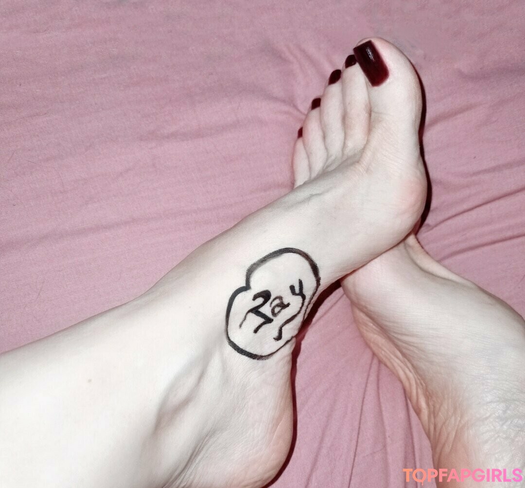 Foto desnuda filtrada de OnlyFans de Feetvampire #611 Foto desnuda filtrada de OnlyFans de Feetvampire #611