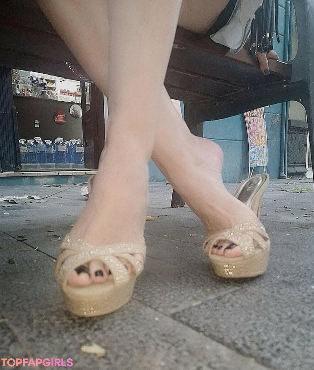 Foto desnuda filtrada de OnlyFans de Feetvampire #78 Foto desnuda filtrada de OnlyFans de Feetvampire #78