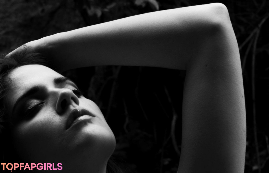 Foto desnuda filtrada de OnlyFans de Ophelie Rullier #198 Foto desnuda filtrada de OnlyFans de Ophelie Rullier #198