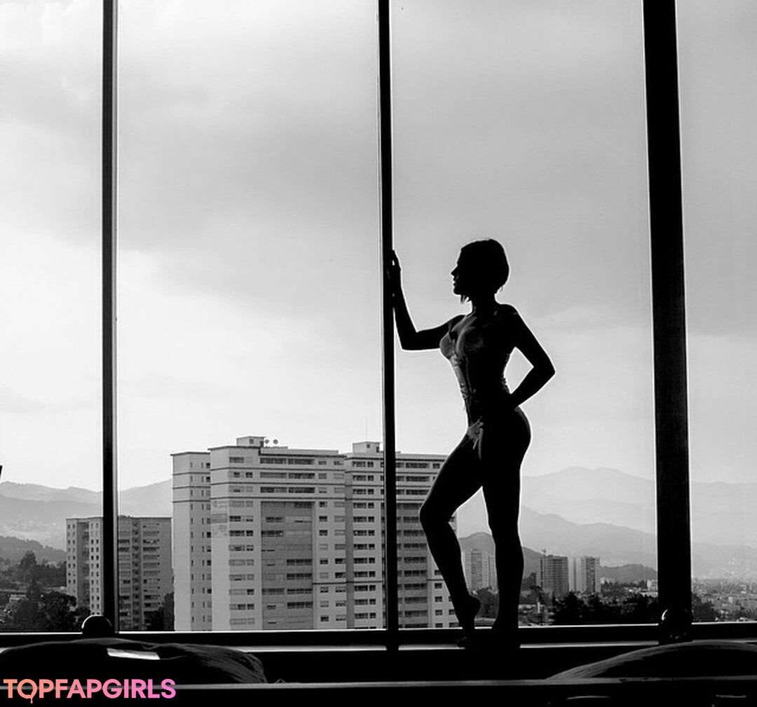 Foto desnuda filtrada de OnlyFans de Ophelie Rullier #611 Foto desnuda filtrada de OnlyFans de Ophelie Rullier #611