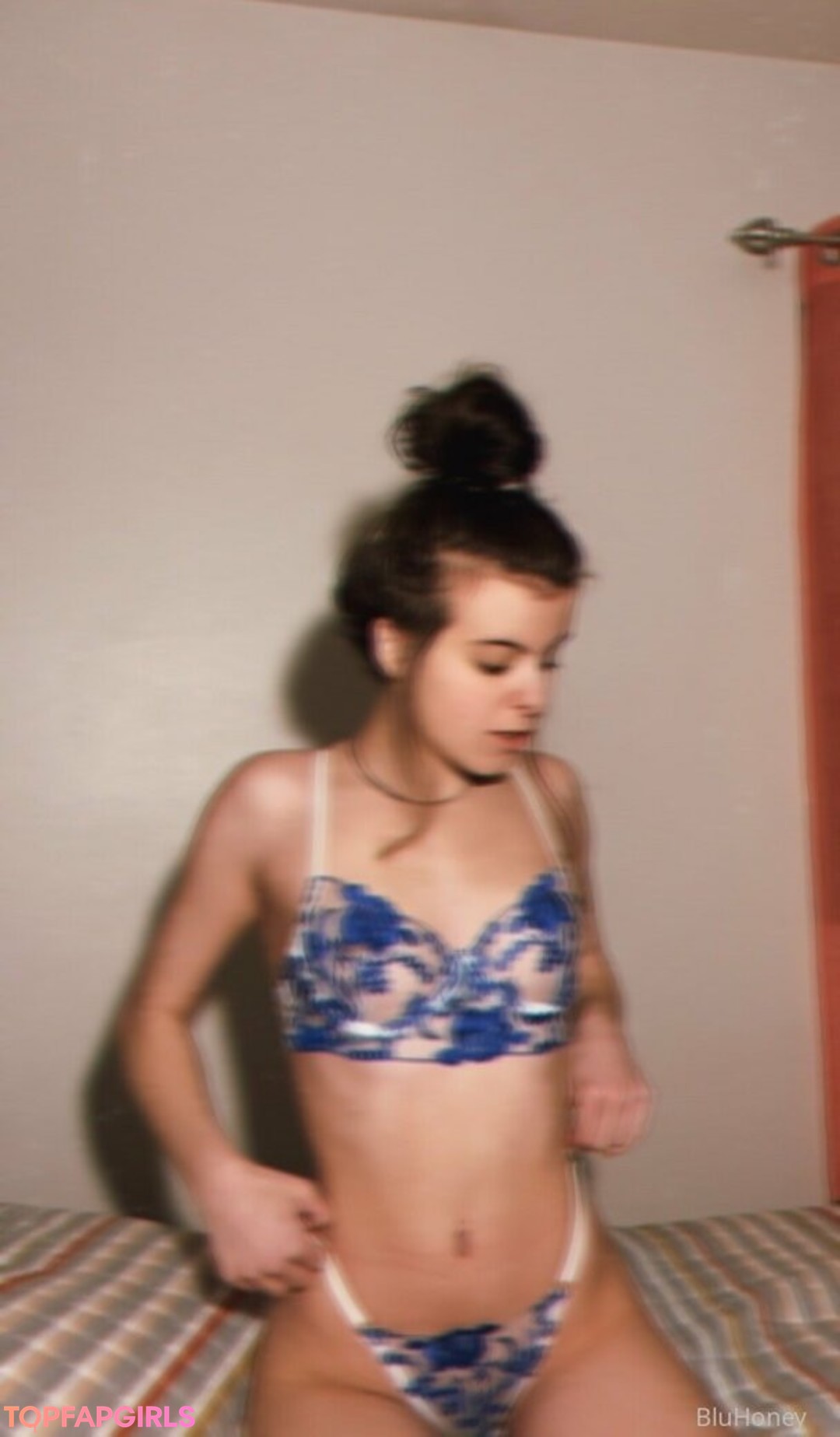 Foto desnuda filtrada de OnlyFans de Blufire999 #11 Foto desnuda filtrada de OnlyFans de Blufire999 #11