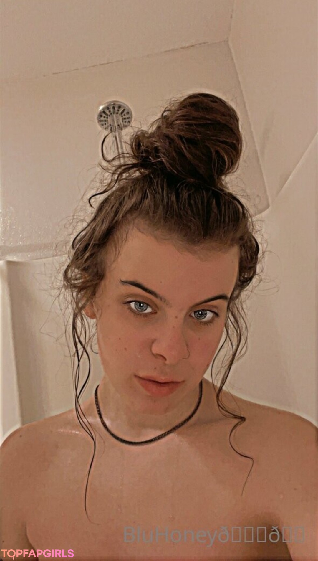 Foto desnuda filtrada de OnlyFans de Blufire999 #30 Foto desnuda filtrada de OnlyFans de Blufire999 #30