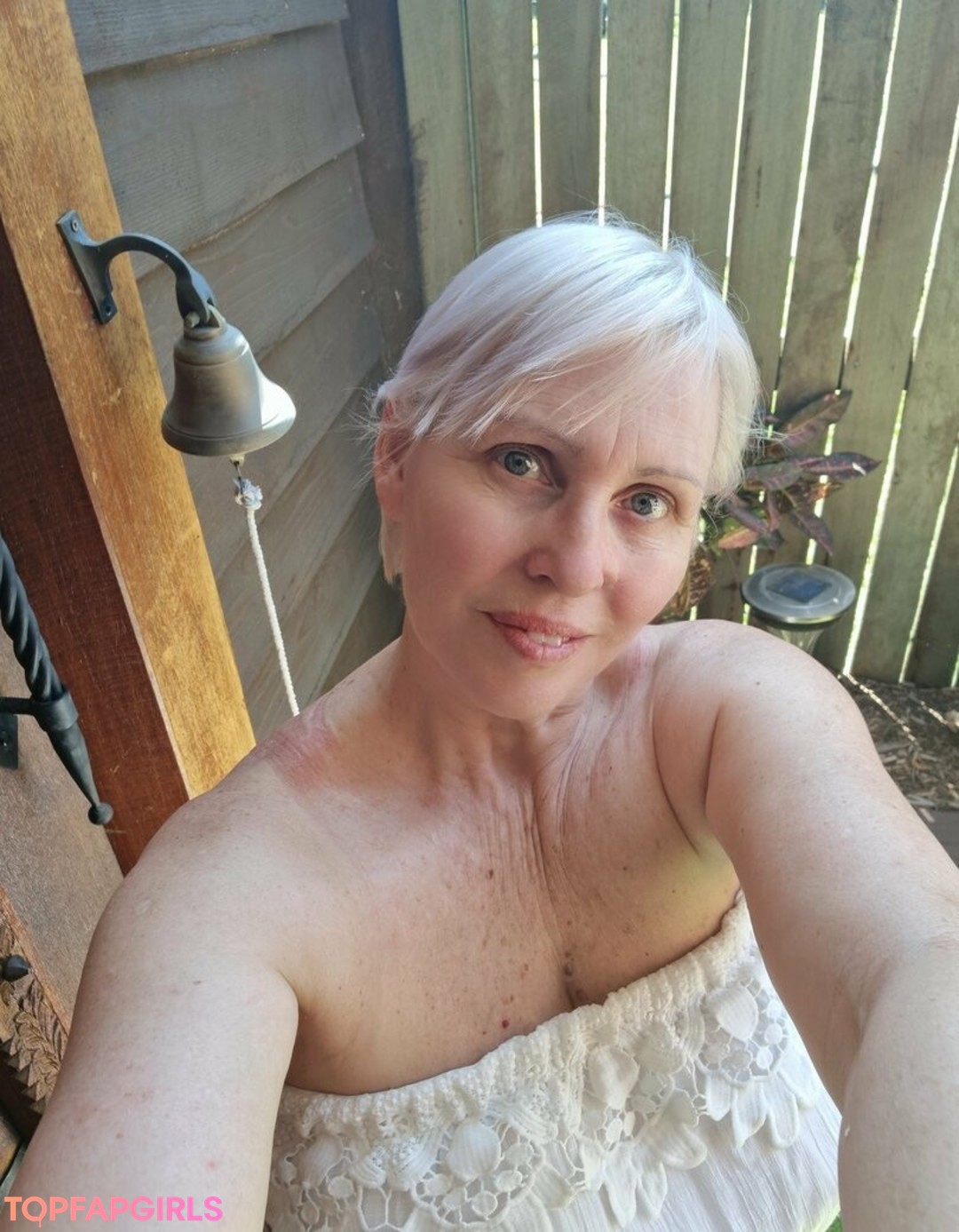 Foto desnuda filtrada de OnlyFans de Sexymatureaussielady #12 Foto desnuda filtrada de OnlyFans de Sexymatureaussielady #12