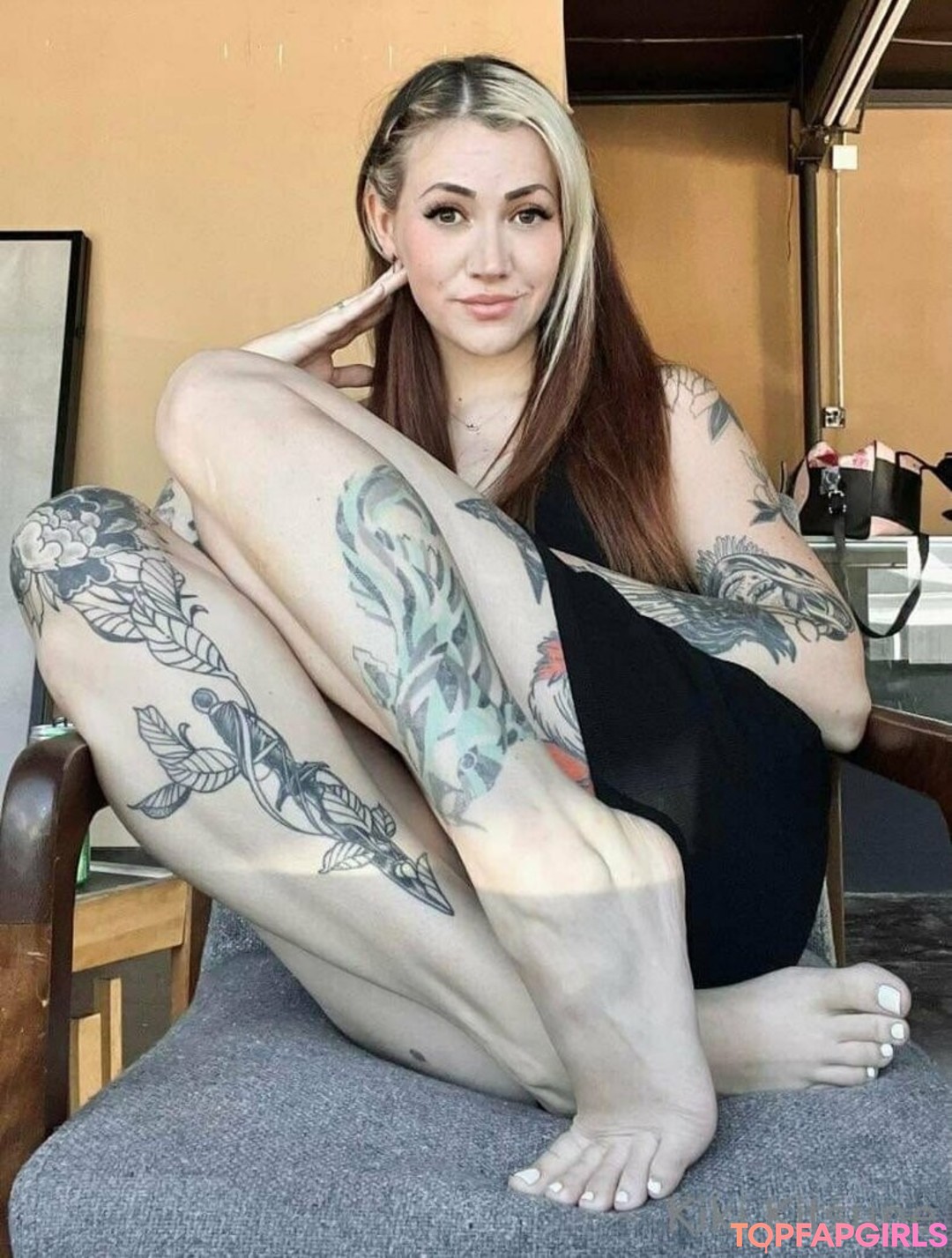 Foto desnuda filtrada de OnlyFans de Kikikitsunefree #97 Foto desnuda filtrada de OnlyFans de Kikikitsunefree #97