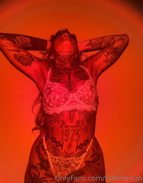 Foto desnuda filtrada de OnlyFans de Tiuhmariuh