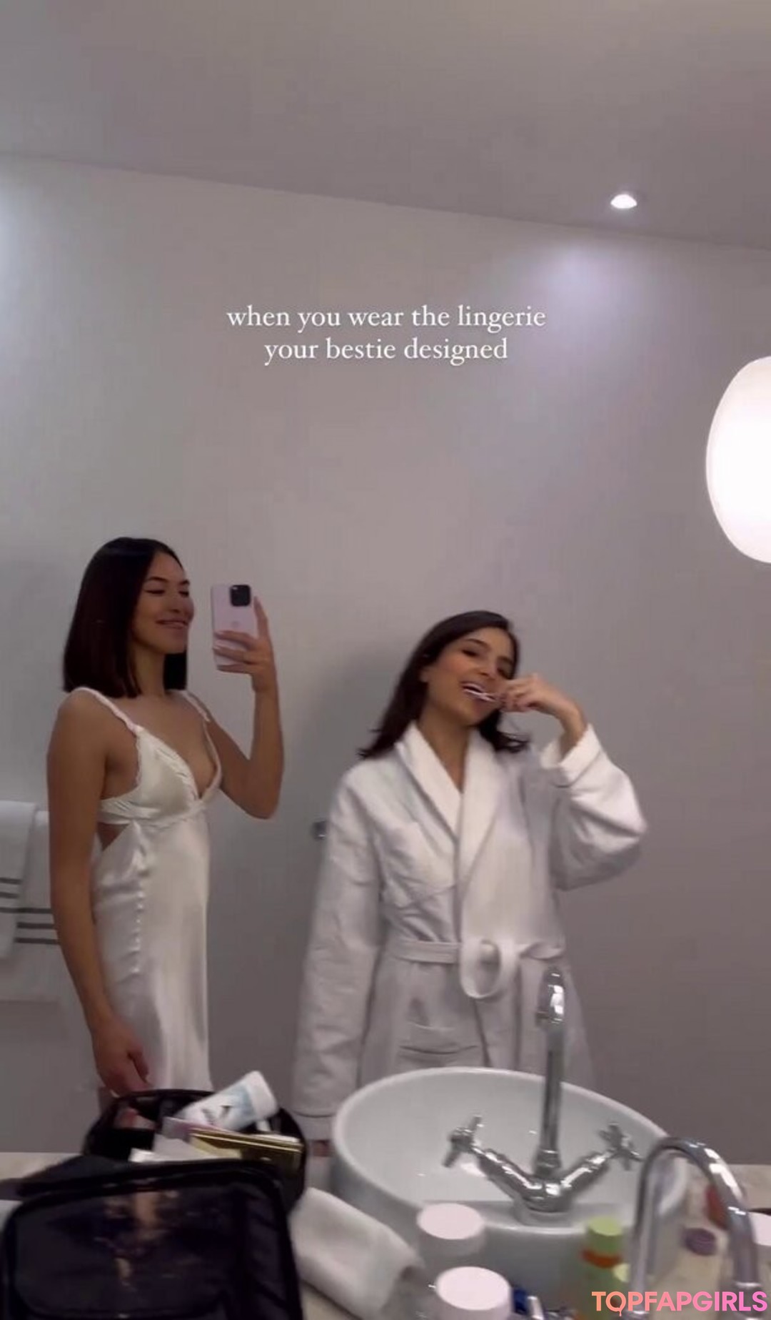 Foto desnuda filtrada de OnlyFans de Shanti Tan #6 Foto desnuda filtrada de OnlyFans de Shanti Tan #6