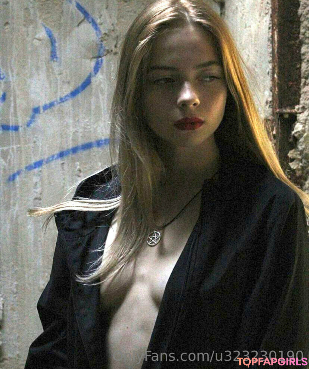 Foto desnuda filtrada de OnlyFans de Sunnybanny1 #12 Foto desnuda filtrada de OnlyFans de Sunnybanny1 #12