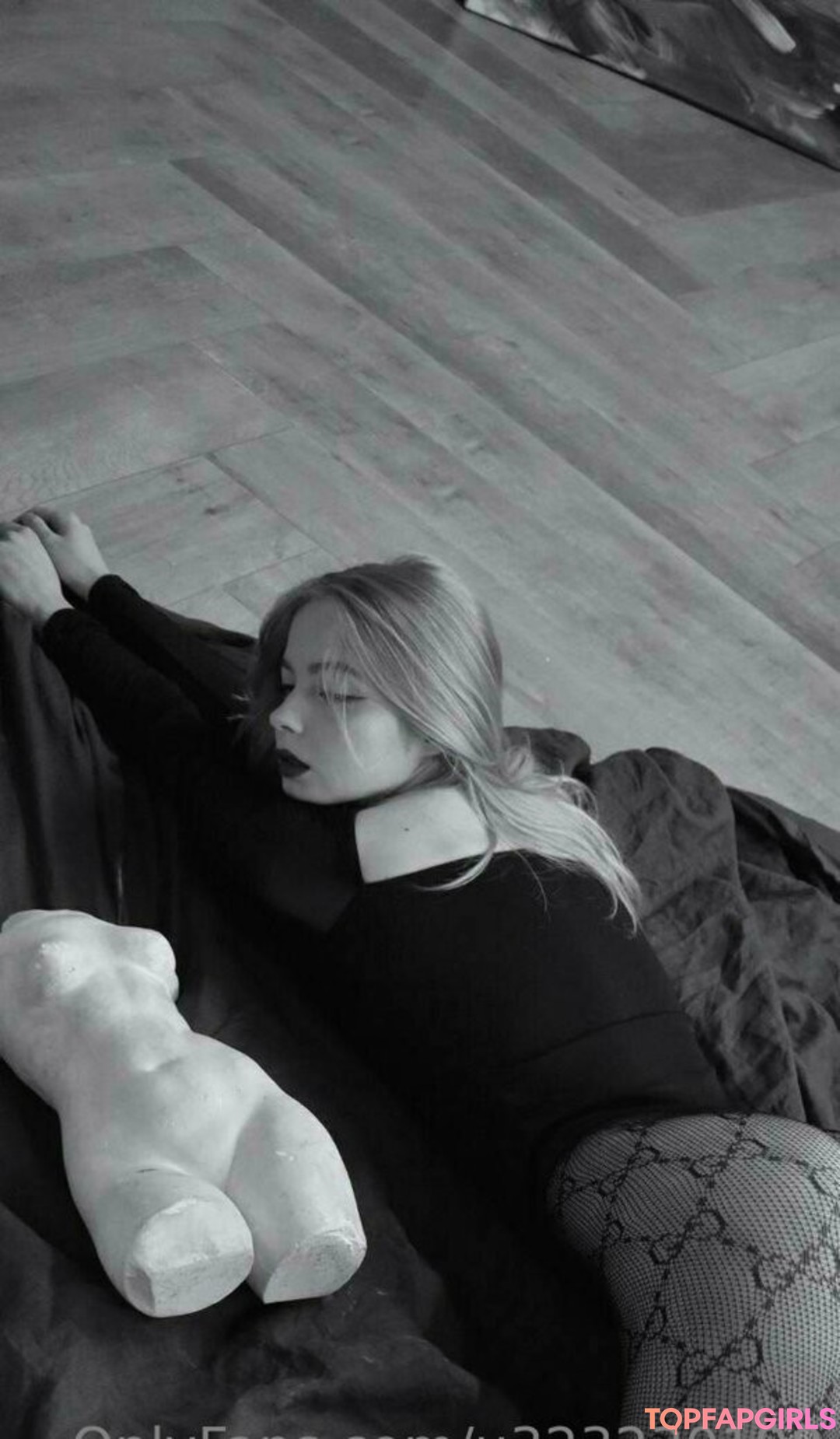 Foto desnuda filtrada de OnlyFans de Sunnybanny1 #27 Foto desnuda filtrada de OnlyFans de Sunnybanny1 #27