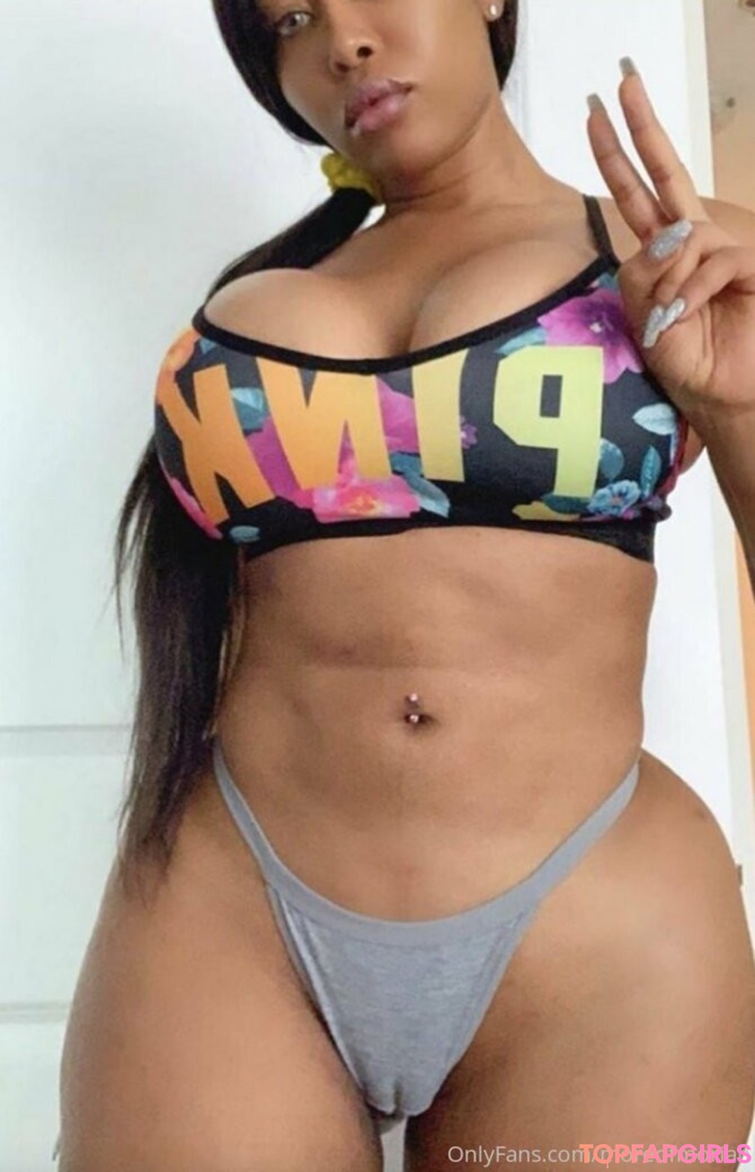 Foto desnuda filtrada de OnlyFans de Moreofmoriah #82 Foto desnuda filtrada de OnlyFans de Moreofmoriah #82