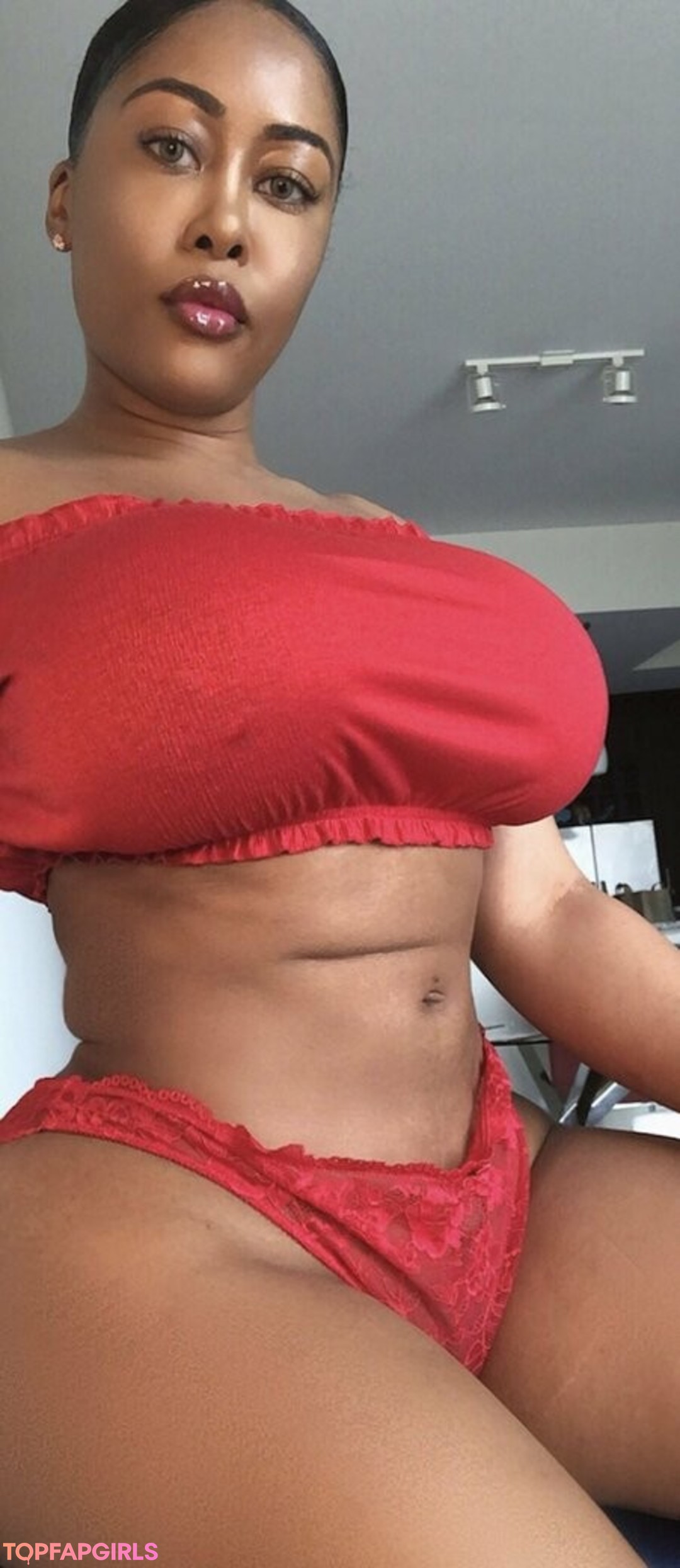 Foto desnuda filtrada de OnlyFans de Moreofmoriah #94 Foto desnuda filtrada de OnlyFans de Moreofmoriah #94