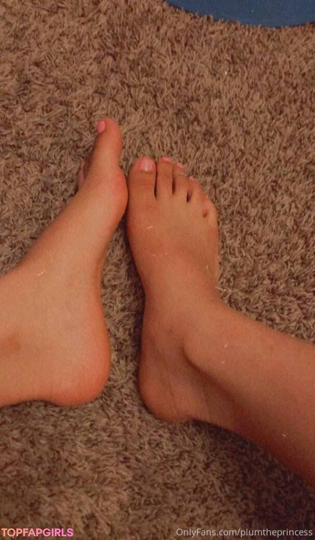 Foto desnuda filtrada de OnlyFans de Plumtheprincess #14 Foto desnuda filtrada de OnlyFans de Plumtheprincess #14