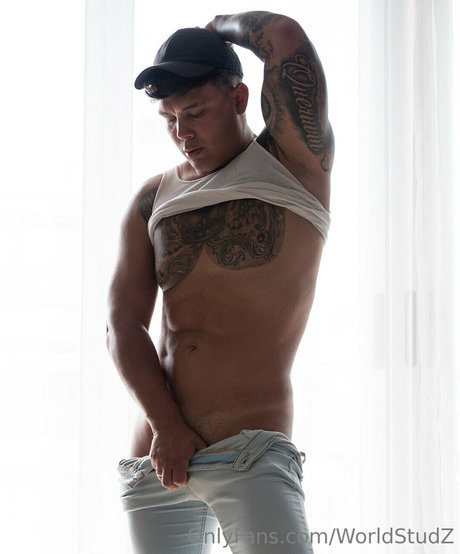 Foto desnuda filtrada de OnlyFans de Worldstudz