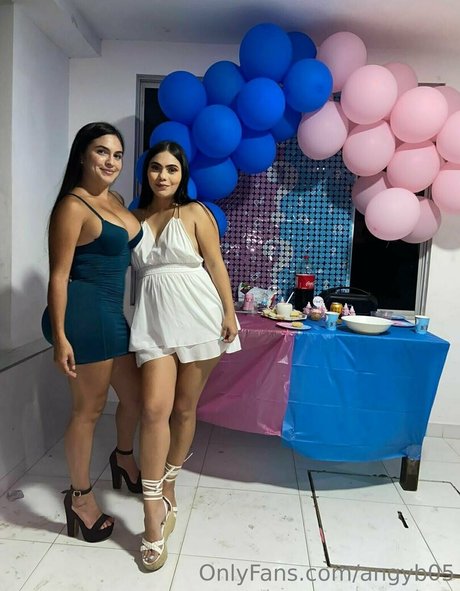Foto desnuda filtrada de OnlyFans de Angyb05