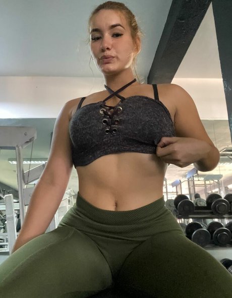 Foto desnuda filtrada de OnlyFans de Yoursweetestgrl