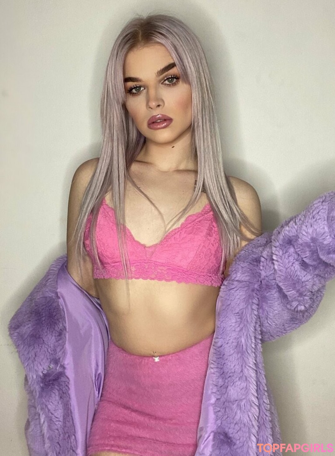 Foto desnuda filtrada de OnlyFans de Abishbharbie #39 Foto desnuda filtrada de OnlyFans de Abishbharbie #39