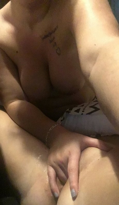 Twonaughtysisters