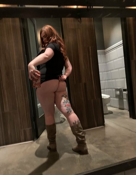 Foto desnuda filtrada de OnlyFans de Adorabelly