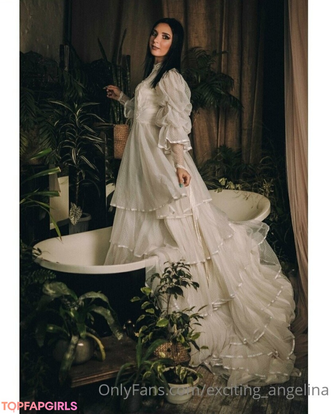 Foto desnuda filtrada de OnlyFans de Evelinaqueen #10 Foto desnuda filtrada de OnlyFans de Evelinaqueen #10