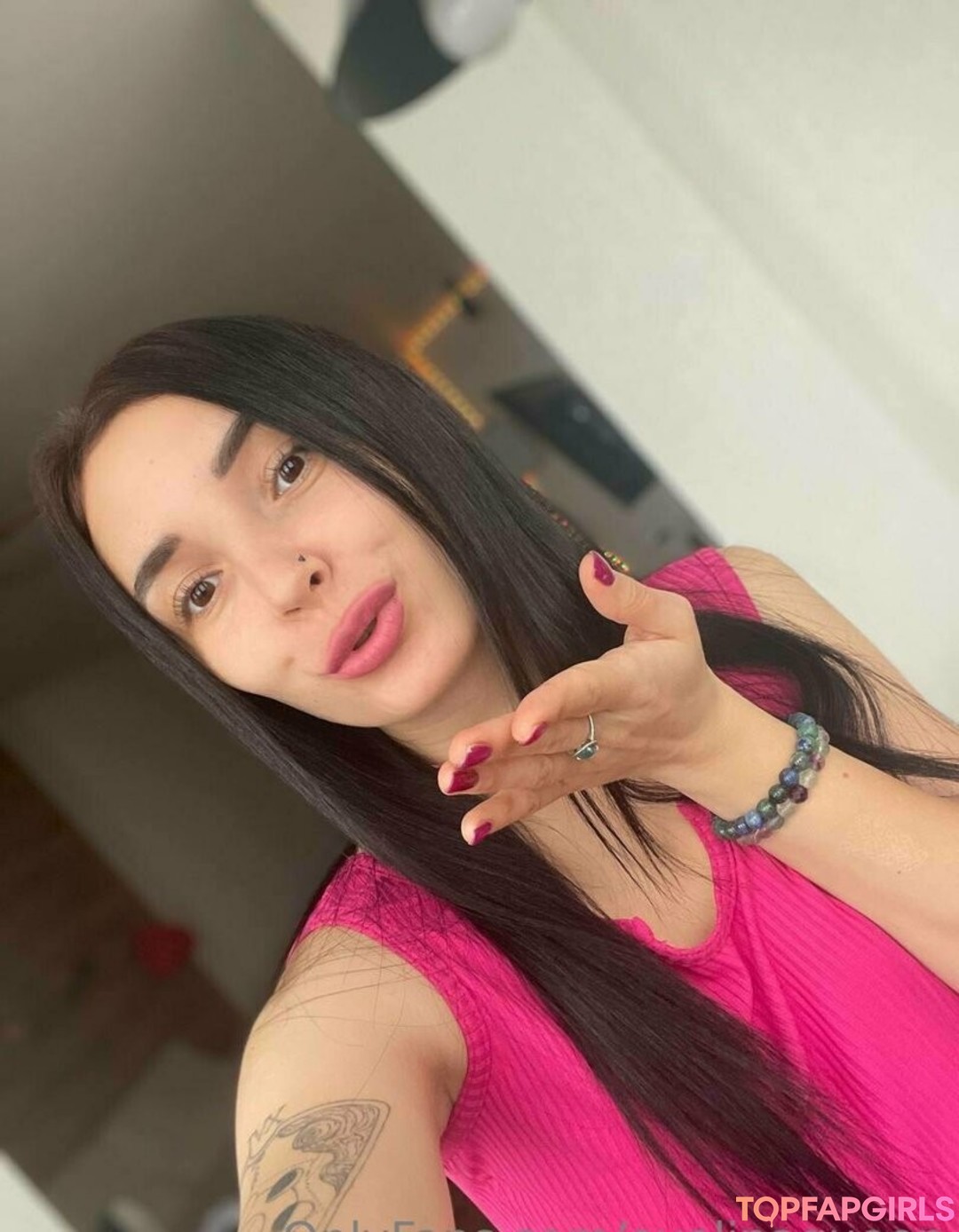 Foto desnuda filtrada de OnlyFans de Evelinaqueen #68 Foto desnuda filtrada de OnlyFans de Evelinaqueen #68