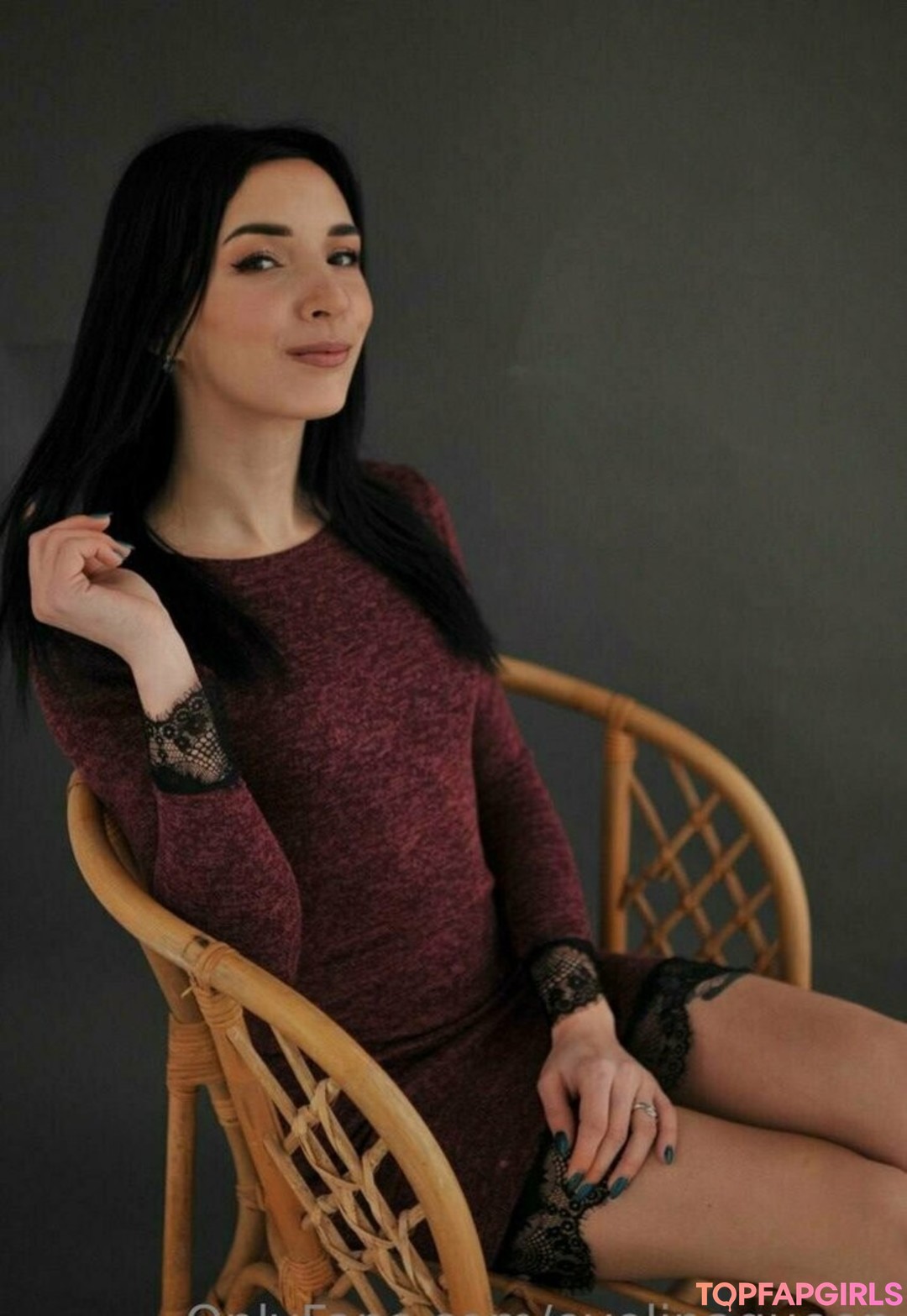 Foto desnuda filtrada de OnlyFans de Evelinaqueen #86 Foto desnuda filtrada de OnlyFans de Evelinaqueen #86