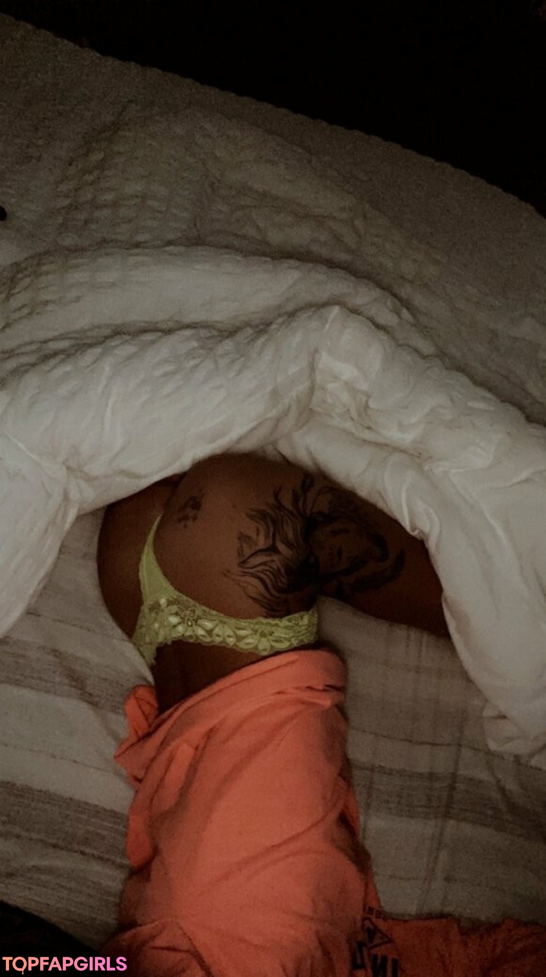 Foto desnuda filtrada de OnlyFans de Theonlybarbi2 #39 Foto desnuda filtrada de OnlyFans de Theonlybarbi2 #39