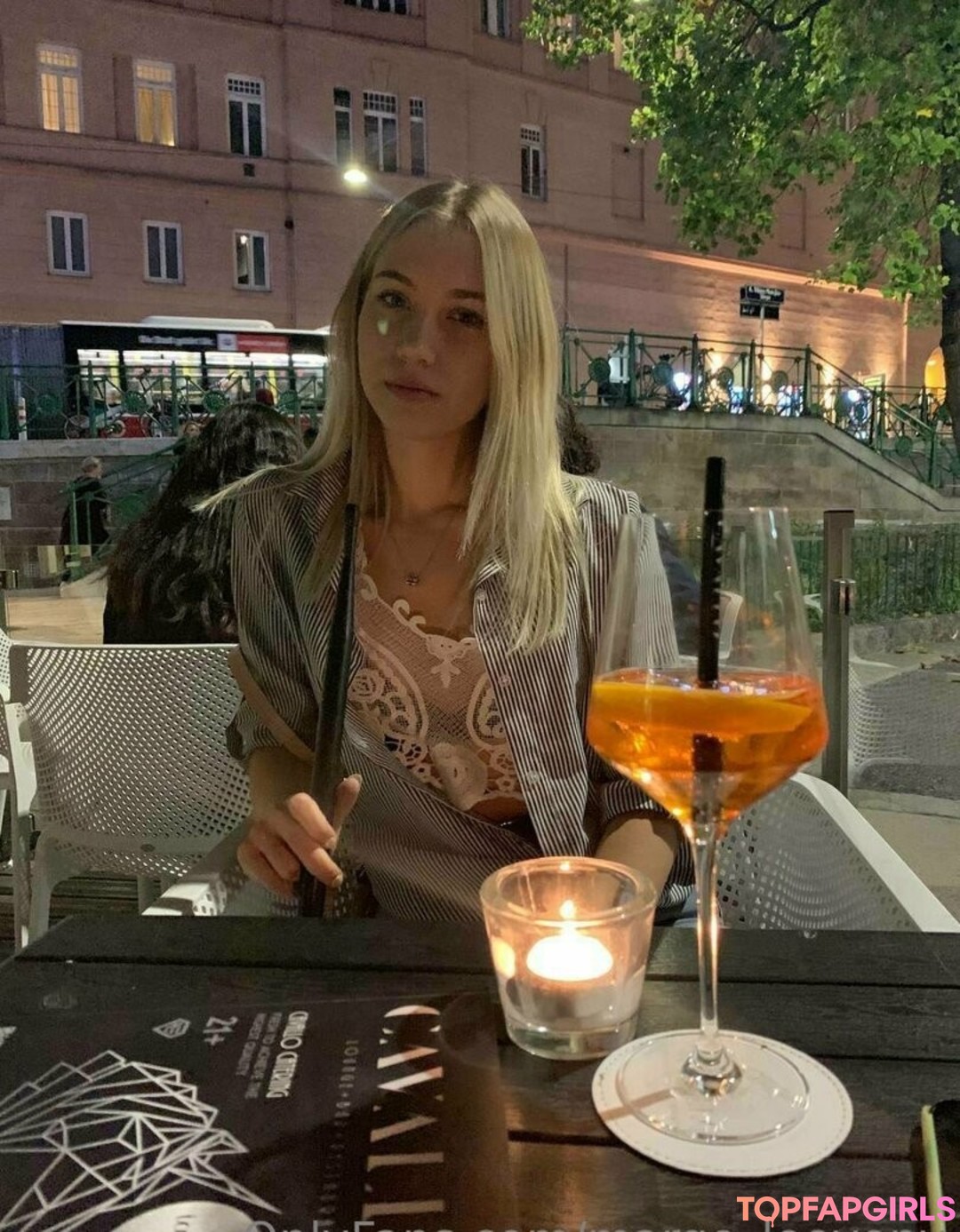 Foto desnuda filtrada de OnlyFans de Margoleevony #114 Foto desnuda filtrada de OnlyFans de Margoleevony #114