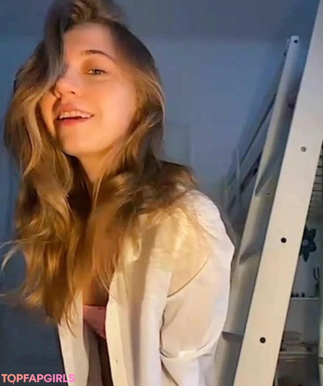 Foto desnuda filtrada de OnlyFans de Margoleevony #46 Foto desnuda filtrada de OnlyFans de Margoleevony #46