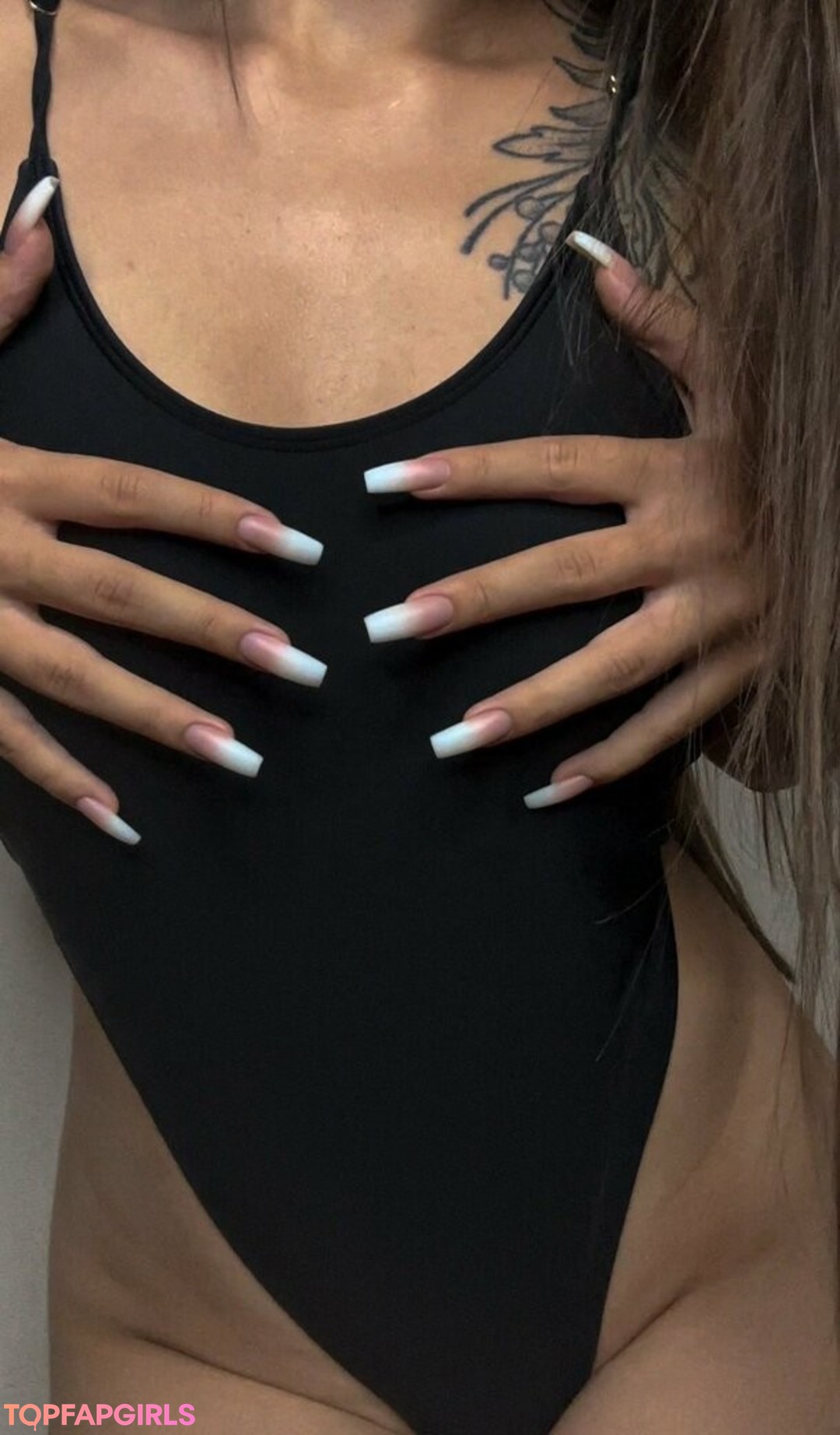 Foto desnuda filtrada de OnlyFans de Olesyaliberman #83 Foto desnuda filtrada de OnlyFans de Olesyaliberman #83