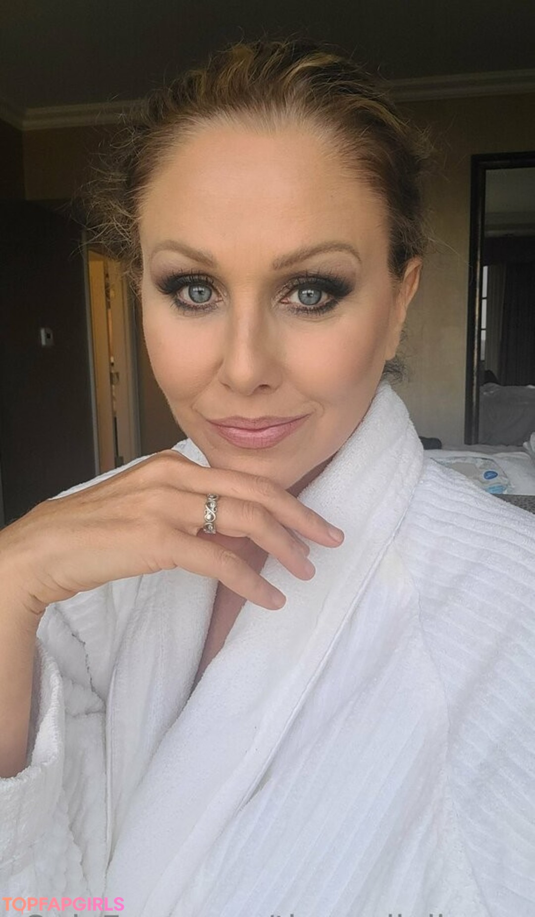 Foto desnuda filtrada de OnlyFans de Therealjuliaann #408 Foto desnuda filtrada de OnlyFans de Therealjuliaann #408