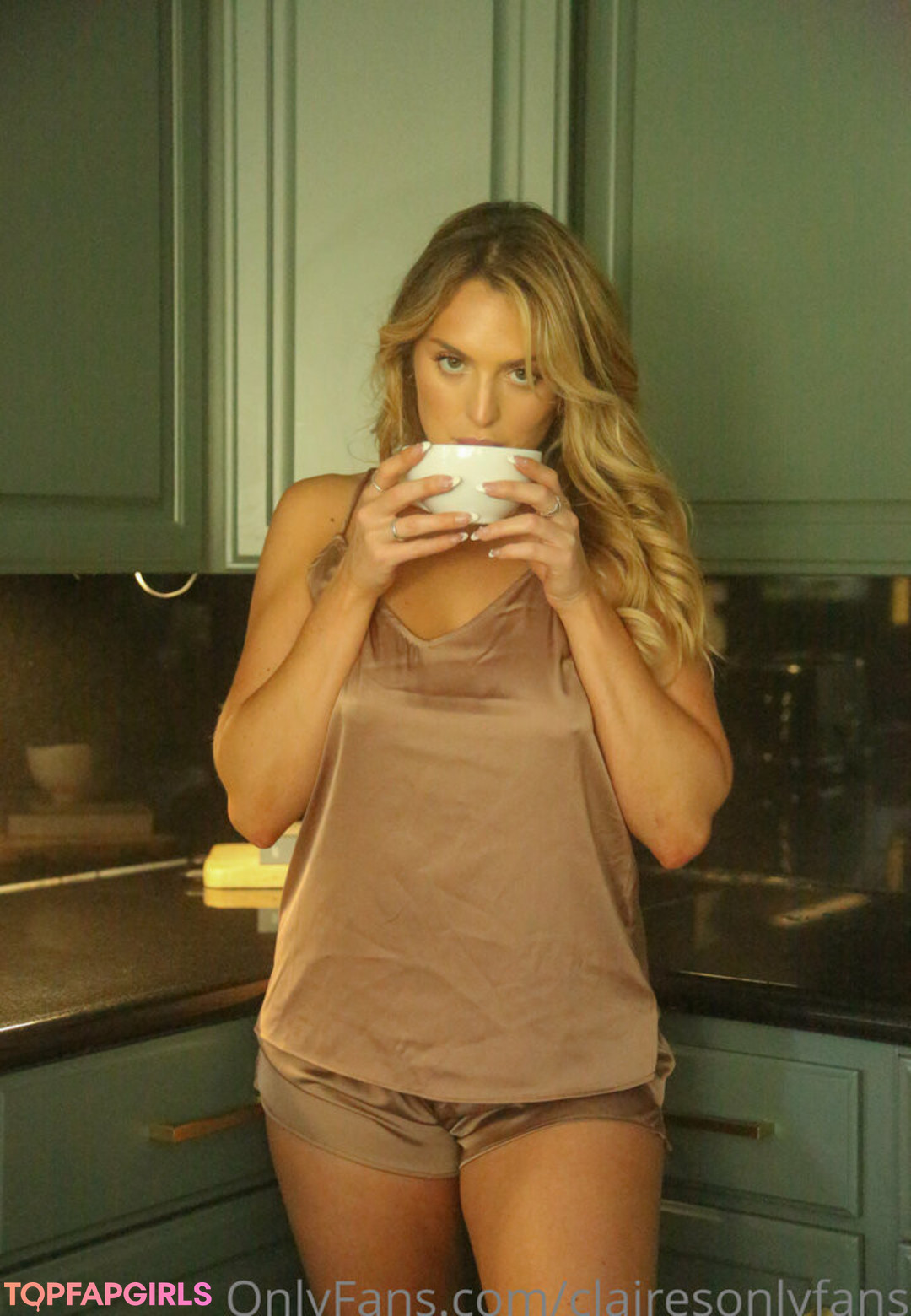 Foto desnuda filtrada de OnlyFans de Clairesonlyfans #8 Foto desnuda filtrada de OnlyFans de Clairesonlyfans #8